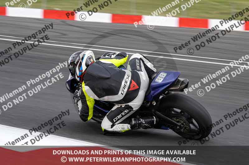 cadwell no limits trackday;cadwell park;cadwell park photographs;cadwell trackday photographs;enduro digital images;event digital images;eventdigitalimages;navarra;no limits trackdays;peter wileman photography;racing digital images;trackday digital images;trackday photos